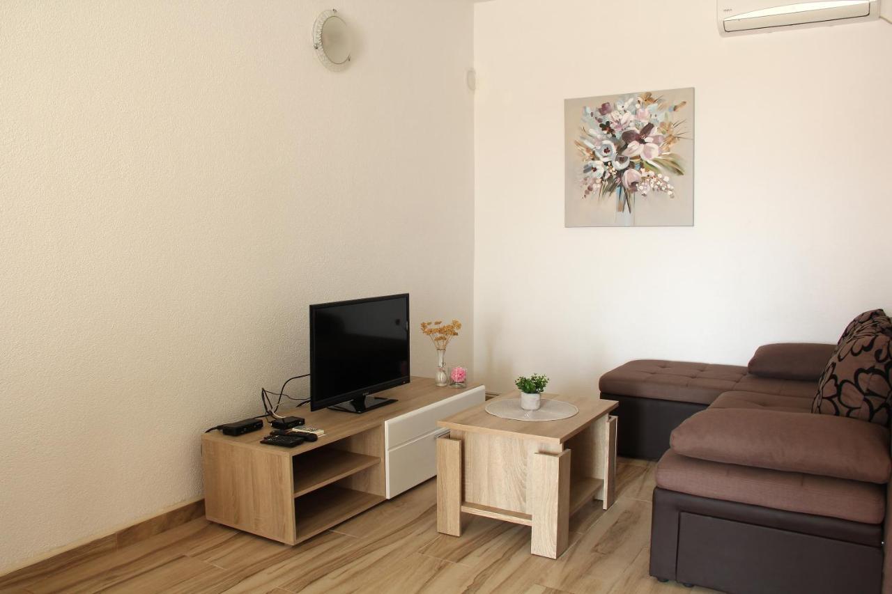 Apartmani Ljubo Primošten Exteriér fotografie