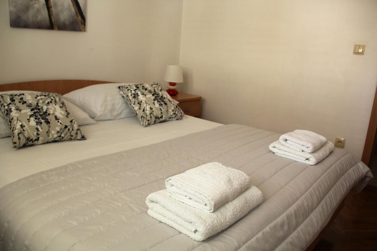 Apartmani Ljubo Primošten Exteriér fotografie