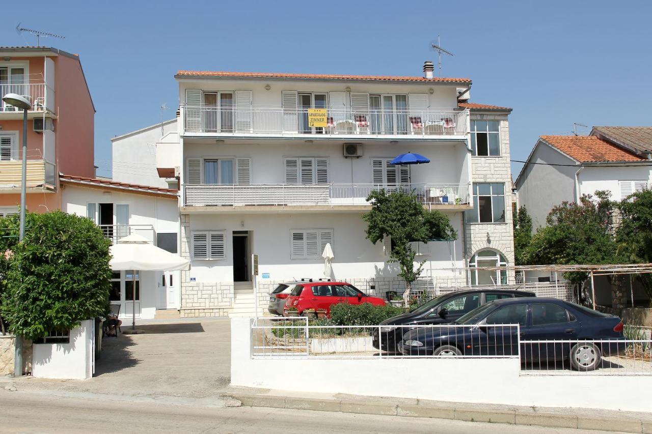 Apartmani Ljubo Primošten Exteriér fotografie