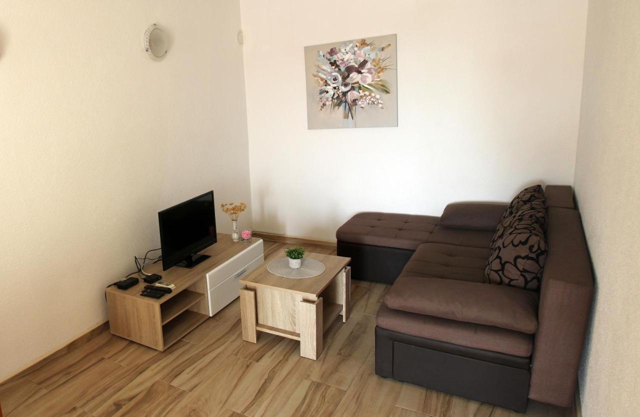 Apartmani Ljubo Primošten Exteriér fotografie