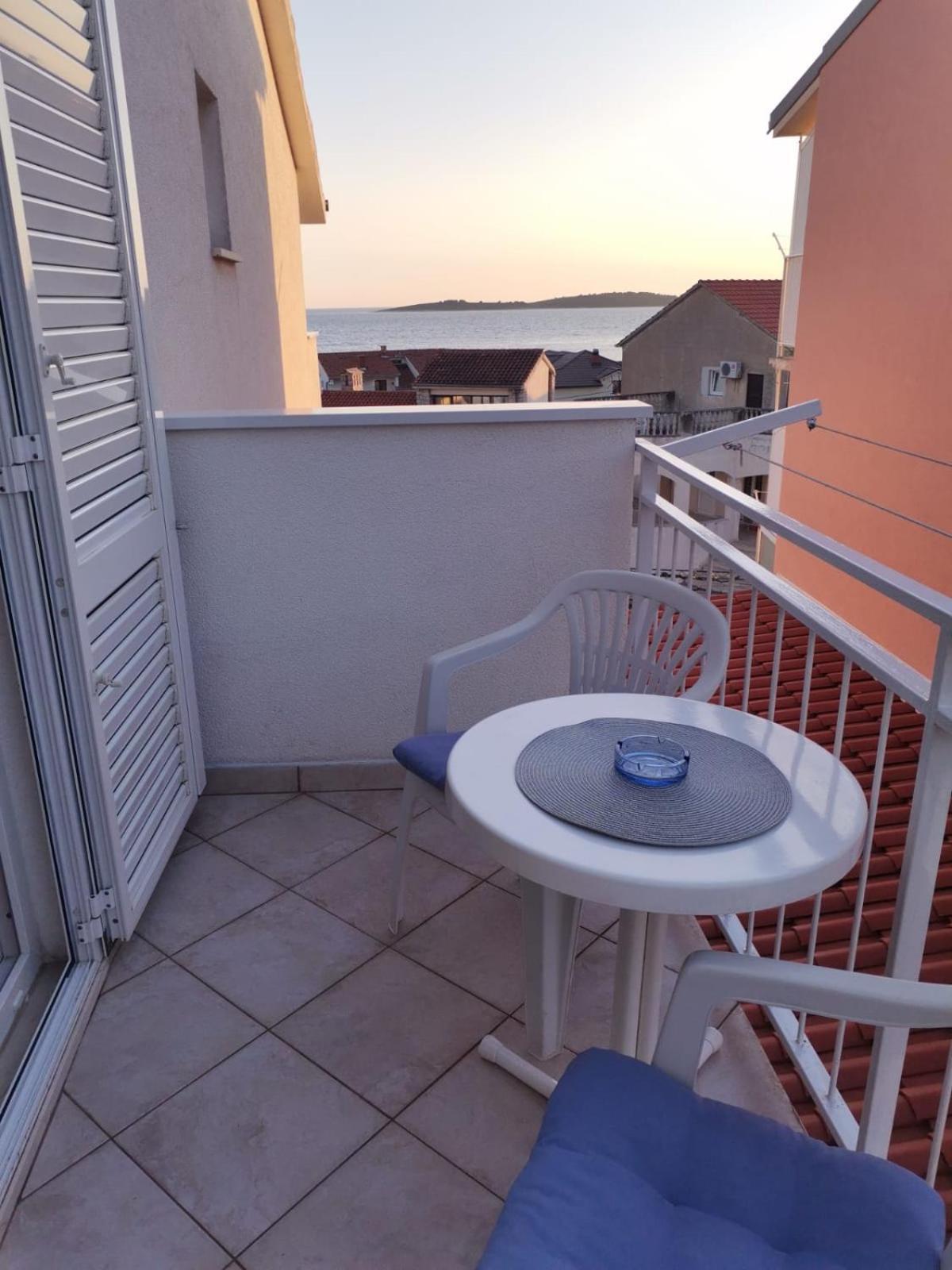 Apartmani Ljubo Primošten Exteriér fotografie