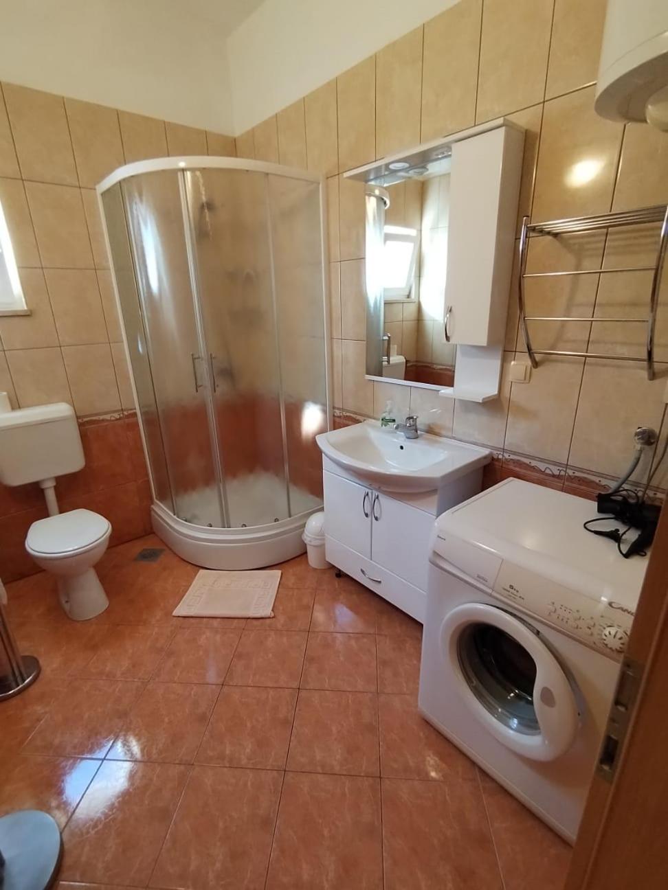 Apartmani Ljubo Primošten Exteriér fotografie
