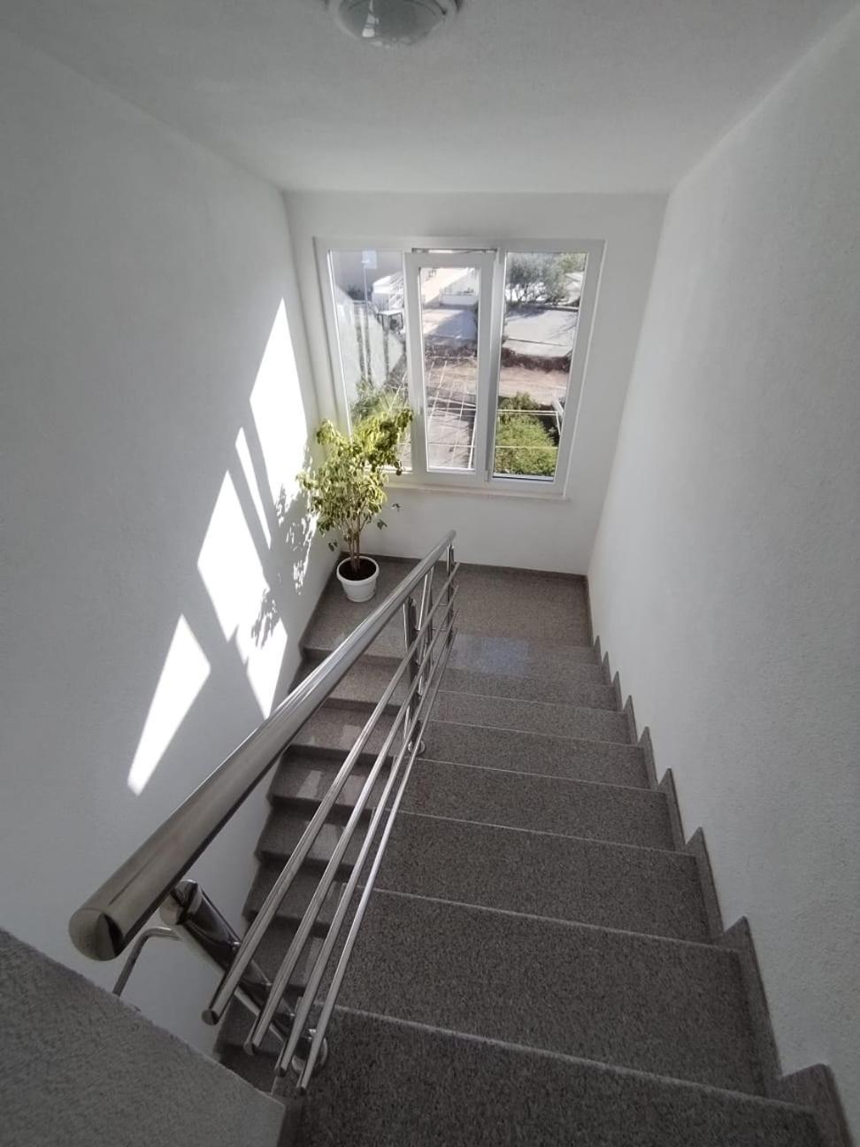 Apartmani Ljubo Primošten Exteriér fotografie